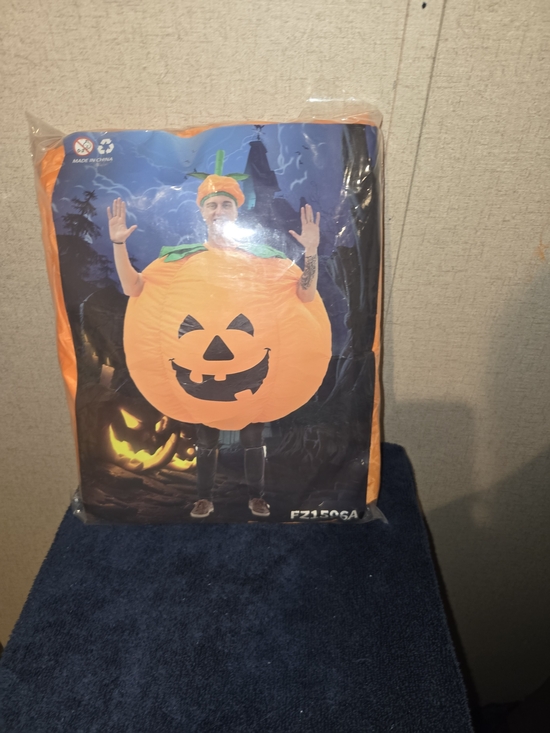 ungrounded Other - Adult Orange Pumpkin Costume with Hat - Halloween Costume